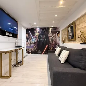 https://41-atelier-star-wars-apartment.fr-paris.fr